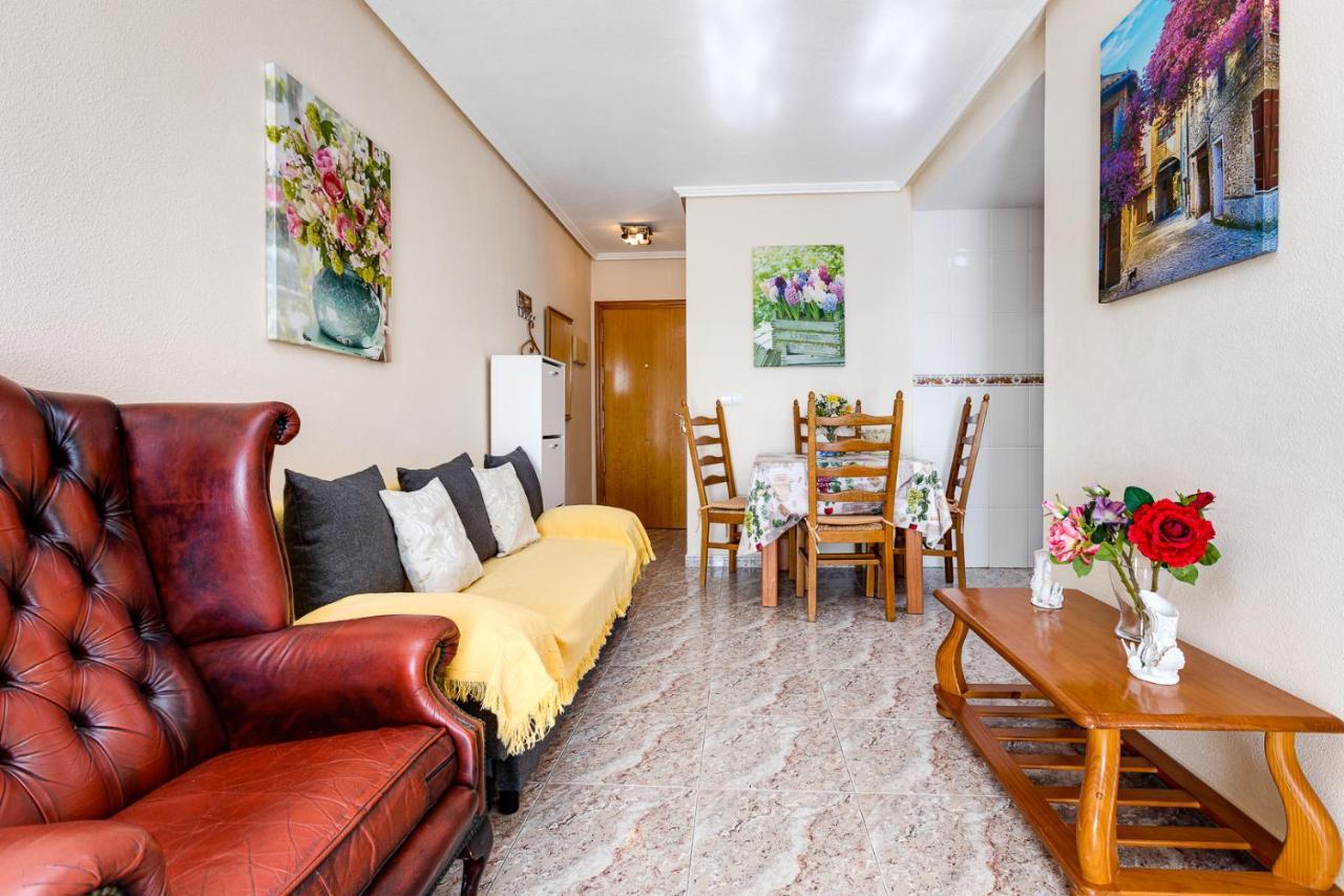 Apartament Caballero De Rodas Τορεβιέχα Εξωτερικό φωτογραφία